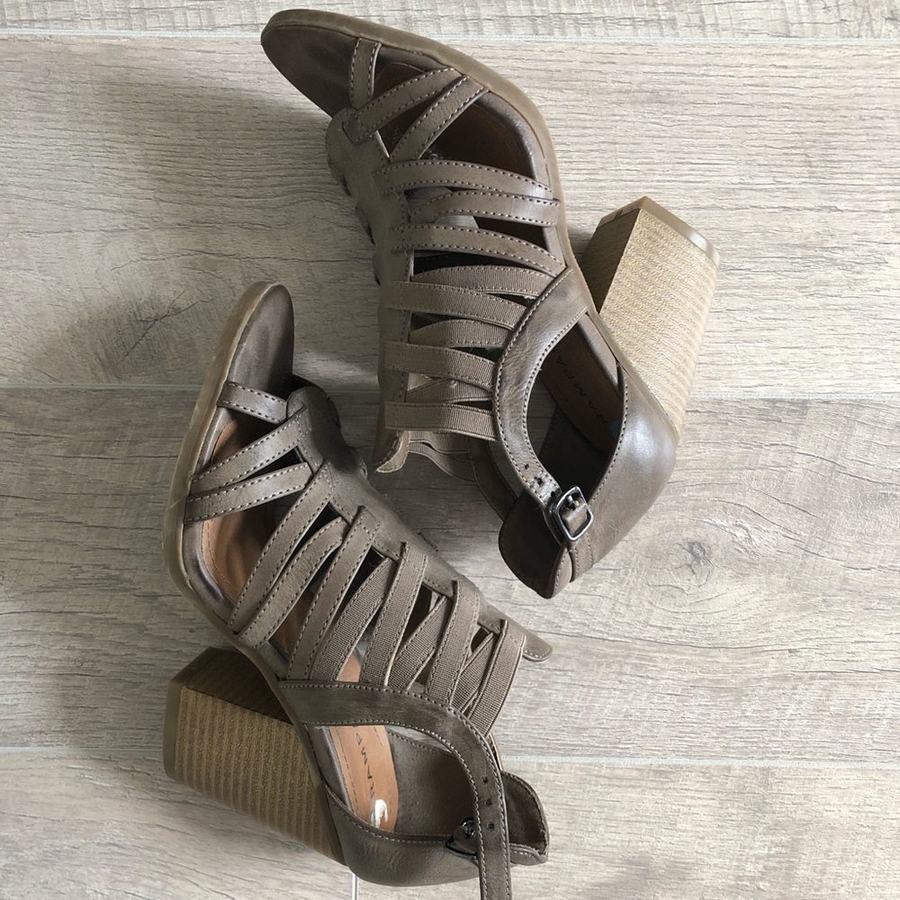 Rampage Brown Heels